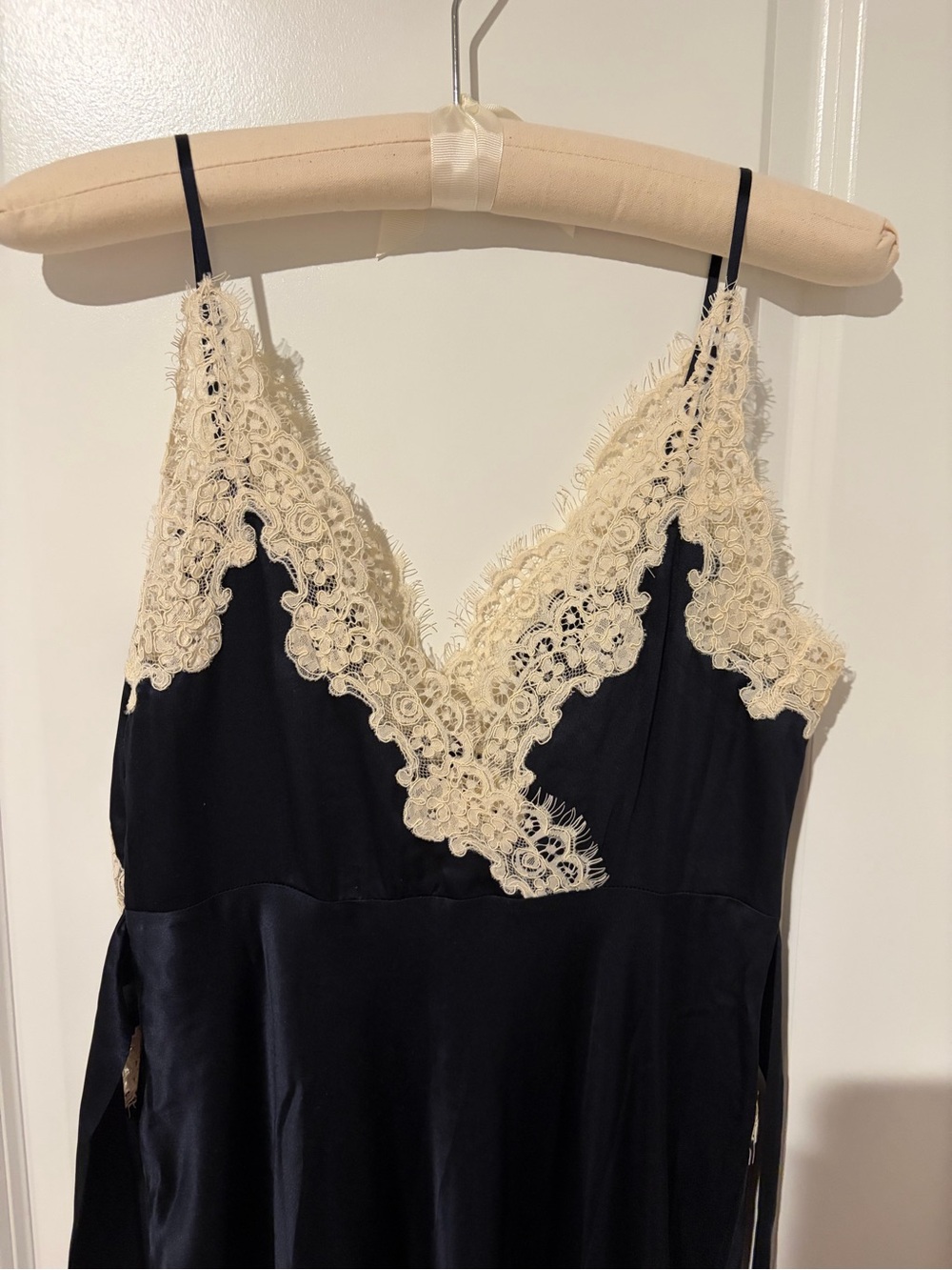 Doen Obelia Dress in Deep Navy - Picture 5 of 11